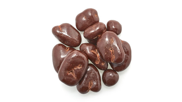 Chocolate coating (unsweetened chocolate, sugar, cocoa butter, soy lecithin (emulsifier), vanilla extract), Pecans, Glazing agent (coconut), Polishing agent
May contain: Peanuts, Other tree nuts, Milk