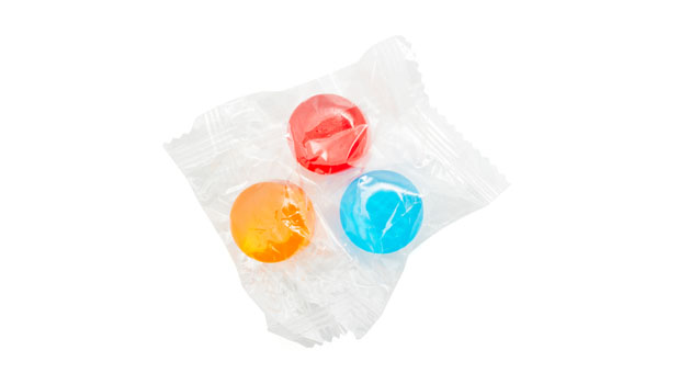 Isomalt, lactic acid, natural or artificial flavoring, coloring, sucralose.
Contains 38 g sugar alcohol in 40 g
Warning: excess consumption may have a laxative effect
