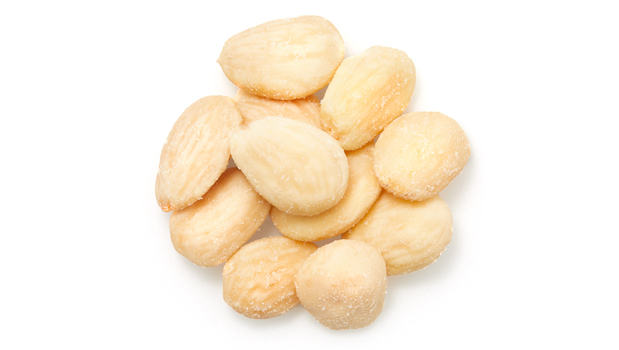 Amandes marcona, sel de mer, huile de canola sans OGM.
Peut contenir: Arachides, Autres noix, Soja.
Ce produit peut contenir des morceaux d'écales