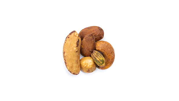 Roasted almonds, Roasted cashews, Roasted blanched hazelnuts, Roasted Brazil nuts, Roasted pistachios, Salt, Citric acid, Natural flavor, Saffron powder May contain: Other tree nuts This product may contain small shell pieces.