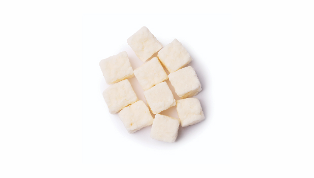 Coconut, Wheat starch (wheat), High fructose-glucose syrup, Sugar, Dextrose, Xanthan gum, Locust bean gum.