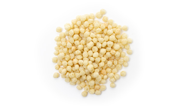 Organic royal quinoa grains